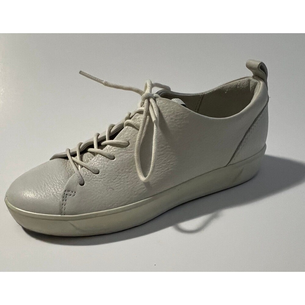 ECCO Soft Classic Casual Women’s Sneakers Shoes Danish Design Comfort  4 Beige
